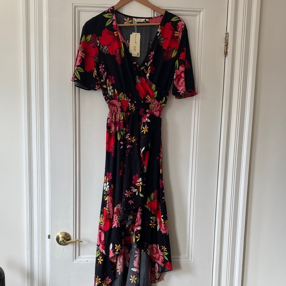 Chic Floral High-Low Dress - Black and Red